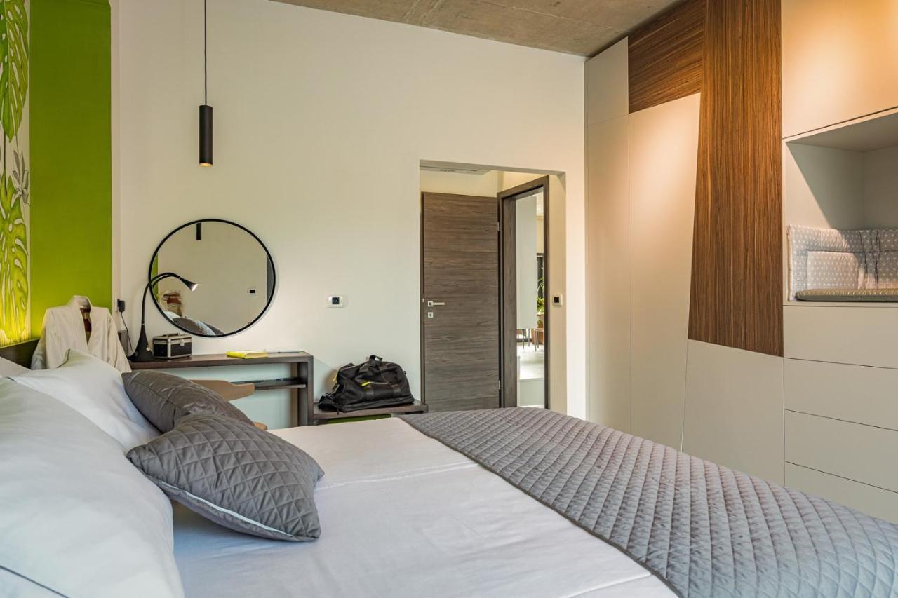 Apartments Bijou With Big Private Garden Near Umag Vilanija المظهر الخارجي الصورة