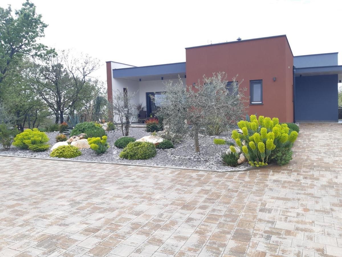 Apartments Bijou With Big Private Garden Near Umag Vilanija المظهر الخارجي الصورة