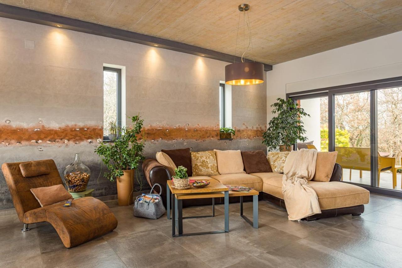 Apartments Bijou With Big Private Garden Near Umag Vilanija المظهر الخارجي الصورة